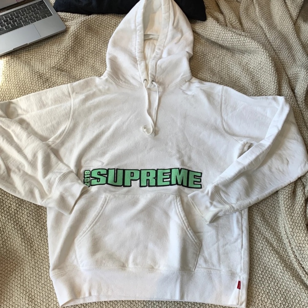 Supreme blockbuster hoodie